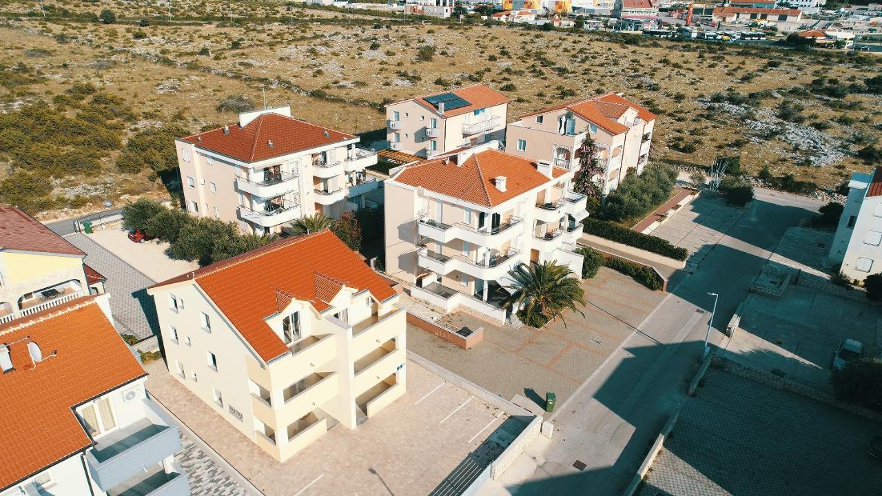 Summer Fun Apartments Novalja Extérieur photo